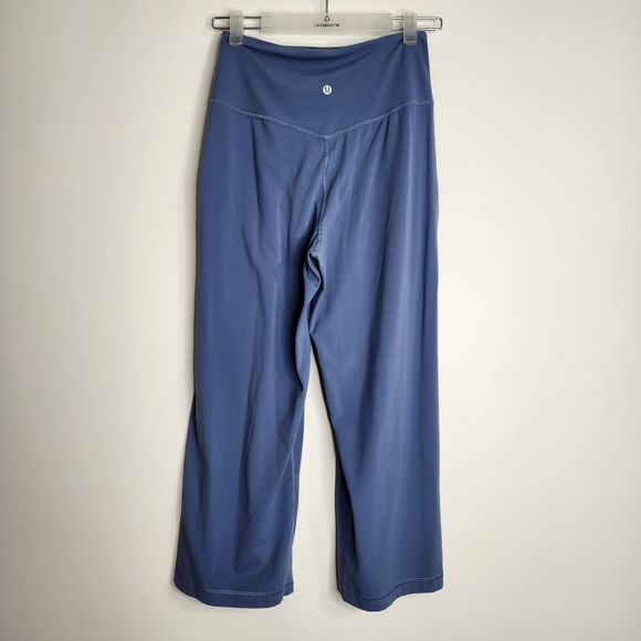 Lululemon Align Wide Leg Crop 23" In Water Drop Size 6 - Picture 8 of 16